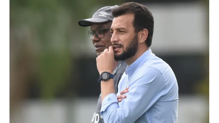 Foto: (Foto: Flickr Oficial Santos/Ivan Storti/Santos FC) - Edu Dracena monitora possível reforço para o Santos