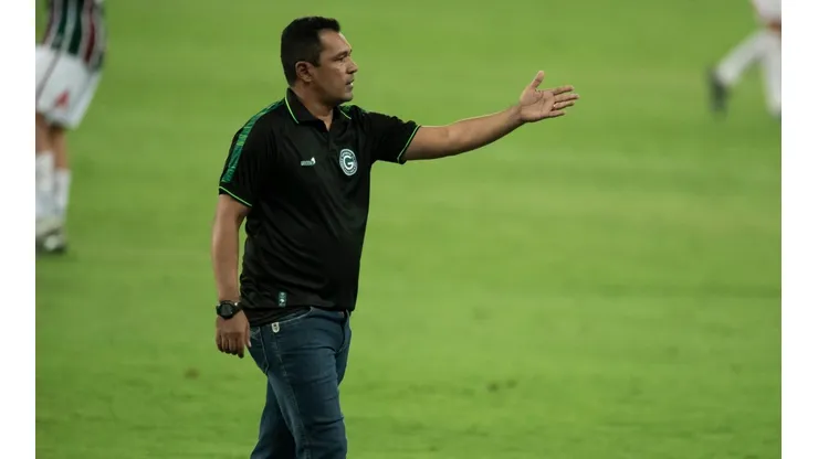 Foto: Jorge Rodrigues/AGIF - Glauber Ramos, técnico do Goiás