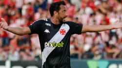 Nenê é desfalques contra o CSA (Foto: Rafael Vieira/AGIF)