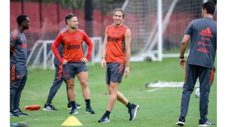 Flamengo tem desfalques importantes para jogo contra o Grêmio, neste domingo.
