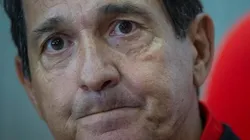 Muricy, Casares e outros diretores estão em ação. (Foto: Fernando Soutello/AGIF)