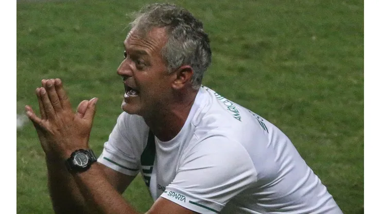 Treinador falou sobre o atacante, destaque na vitória do América-MG - Foto: Fernando Moreno/AGIF.