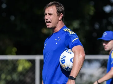 Conceição relaciona 23 jogadores para jogo contra o América-RN