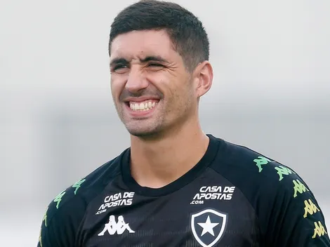 Barrandeguy atrapalha planos do Botafogo e recusa saída: "Acha que ainda pode render"