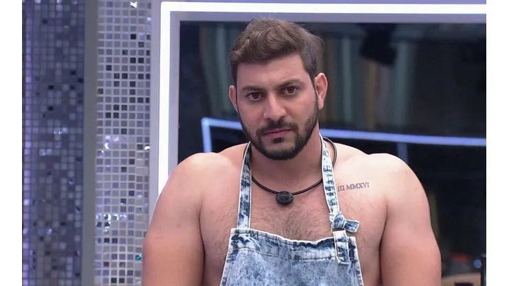 Caio Afiune, que está no BBB 21