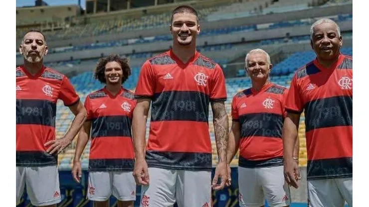 Atletas atuais e ex-jogadores do Flamengo foram escolhidos para divulgar a camisa
