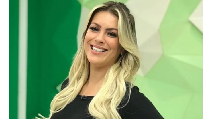 Renata Fan chama Portaluppi de "chorão" e leva torcida colorada ao delírio