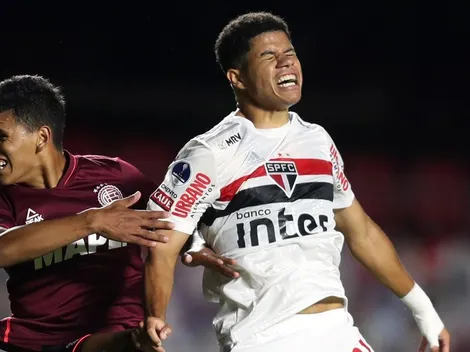 Diniz mexe de última hora e Sara deve ser barrado do time contra o Inter