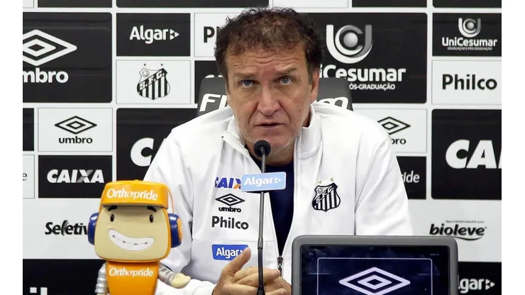 Cuca tem muita moral no Peixão — Foto: Pedro Ernesto Guerra Azevedo/Santos FC