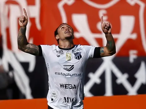 Ceará admite chance de perder Vina: "Repercussão dele deixou a negociação mais difícil"