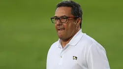 Luxa está com muita moral em São Januário — Foto: Getty Images