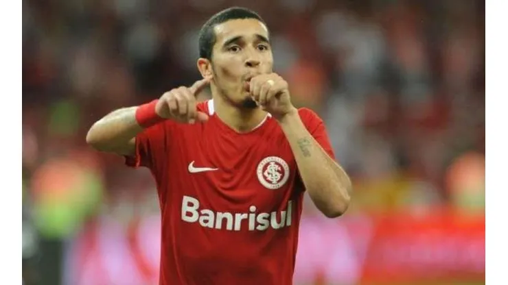 William empolga torcida do Inter com manifestação nas redes sociais