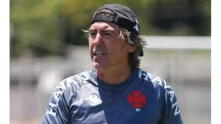 Sá Pinto não aproveita revelação e jogador fecha com o Cuiabá