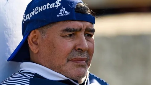 Diego Maradona recebeu homenagem emocionante de jornalista brasileiro