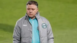 Pachequinho brada contra a arbitragem após derrota do Coritiba