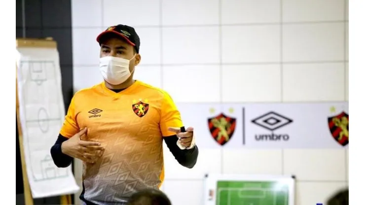 Em busca de um volante para Jair Ventura, Sport mira contratação de ex- Cruzeiro