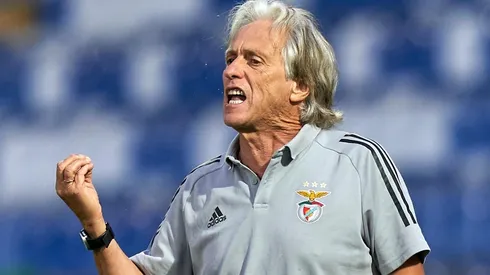 Jesus não poupa críticas a Domènec por trabalho no Flamengo