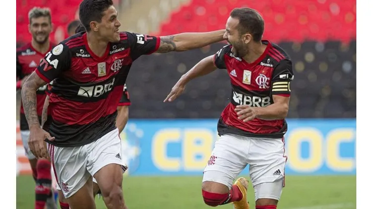 Dupla foi convocada por Tite - Foto: Alexandre Vidal/Flamengo.