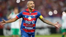 Com WP9 e Osvaldo, Ceni escala Fortaleza para confronto direto contra o Palmeiras