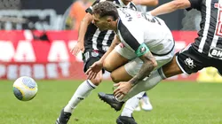 Vegetti teria sofrido um pênalti na derrota do Vasco.