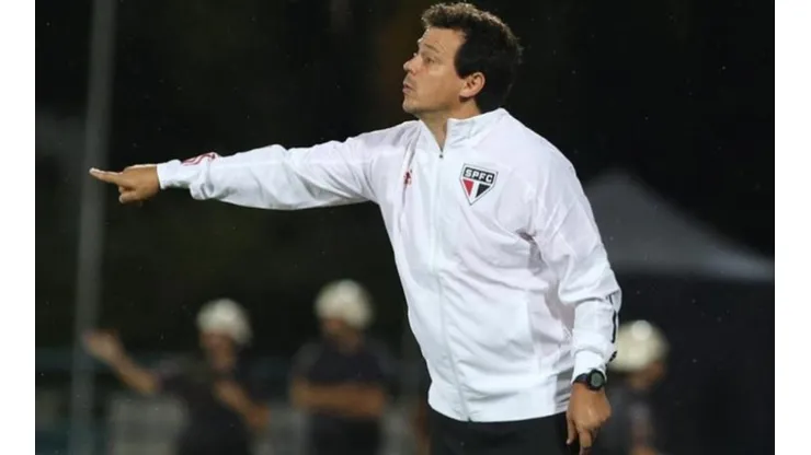 Diniz sinaliza time titular para a Libertadores