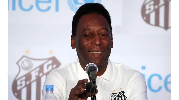 Pelé se empolga com fase de Marinho e 'abençoa' atacante