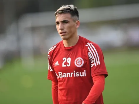 Saravia se manifesta sobre permanência no Inter