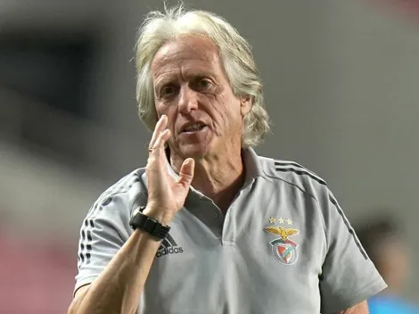 Jesus reestreia na Champions com derrota e Benfica é eliminado pelo PAOK