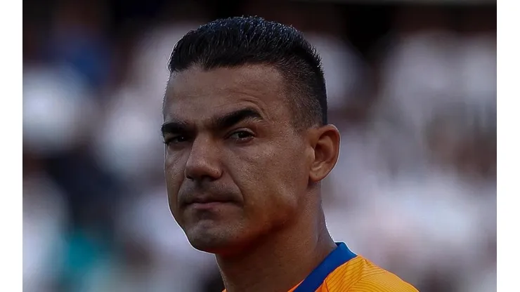 Felipe Alves dispara contra arbitragem e questiona pênalti marcado