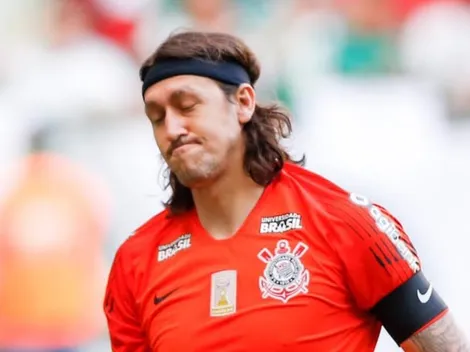 Cássio rebate Edílson e jogadores negam possibilidade de greve