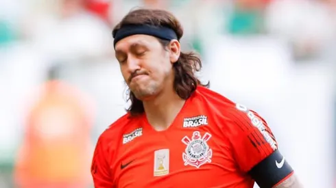 Cássio rebate Edílson e jogadores negam possibilidade de greve