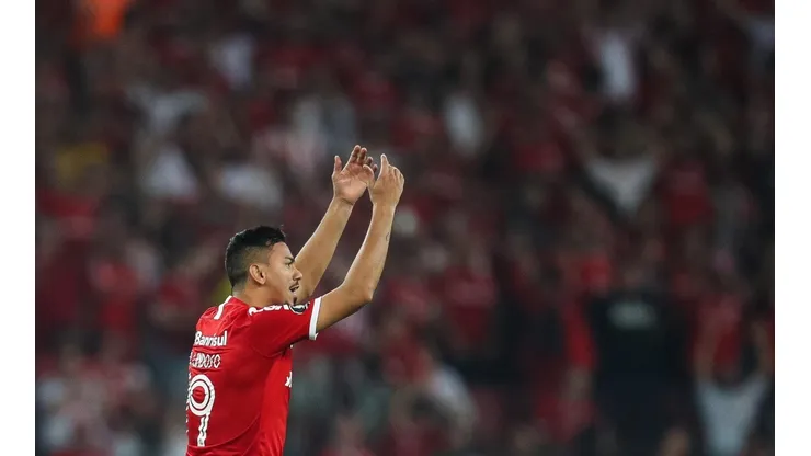 Botafogo x Internacional duelam pela sexta rodada do Campeonato Brasileiro - (Getty Images)