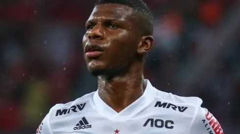 Arboleda está fora do clássico.