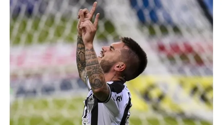Nathan 'fura' DM do Atlético-MG e entrega previsão de volta ao time