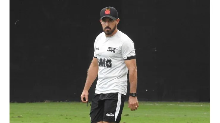Ramon indica "caminho das pedras" para o Vasco