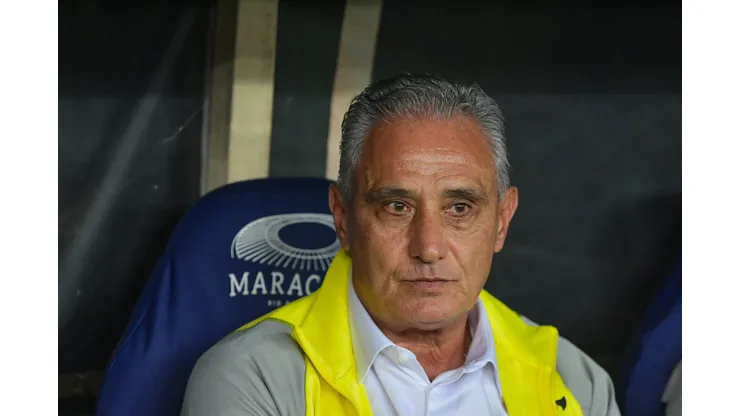 Tite técnico do Flamengo durante partida. Foto: Thiago Ribeiro/AGIF