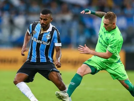 Grêmio anuncia nova cirurgia em Leo Gomes e provoca ira da torcida