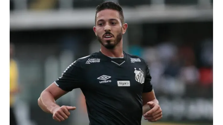 Presidente do Bahia não desiste e faz 2ª tentativa para contratar Jean Mota