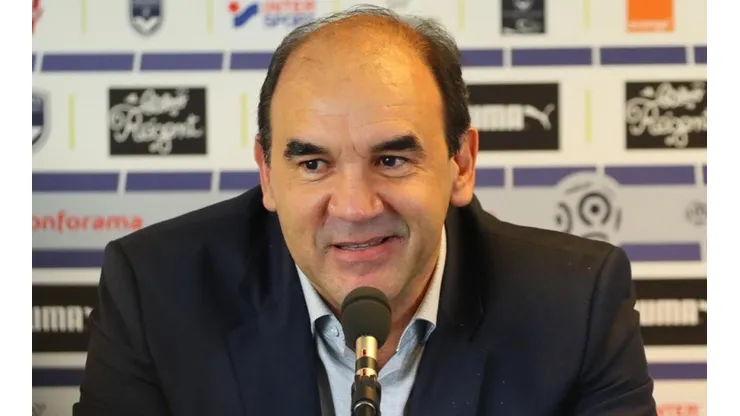 Técnico Ricardo Gomes nega procura do Vasco