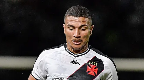 Mateus Carvalho, volante do Vasco. Foto: Thiago Ribeiro/AGIF