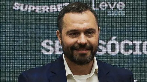 Bittencourt acelera as negociação com meio-campista