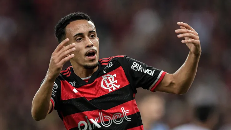 Ida de Matheus Gonçalves ao Bragantino pode estar em cheque. Foto: Thiago Ribeiro/AGIF