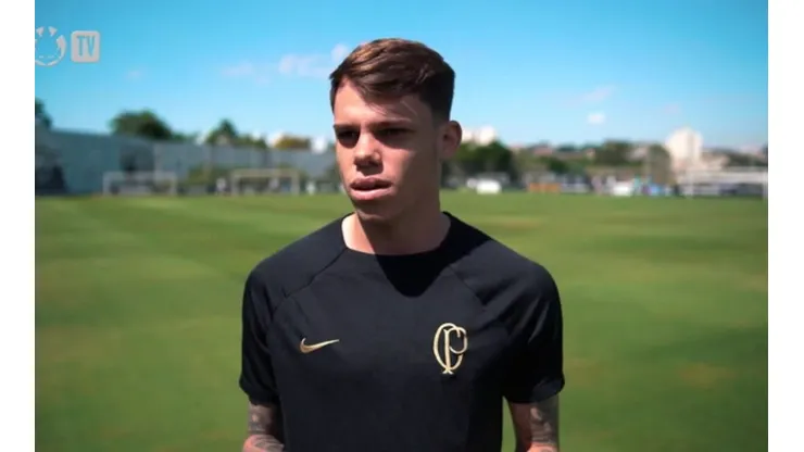 Christyan Barletta com a camisa do Corinthians - Foto: Reprodução/TV Corinthians
