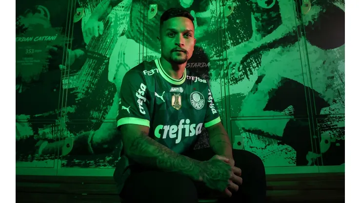 Foto: Divulgação/Palmeiras - Artur foi anunciado pelo Palmeiras nesta sexta-feira
