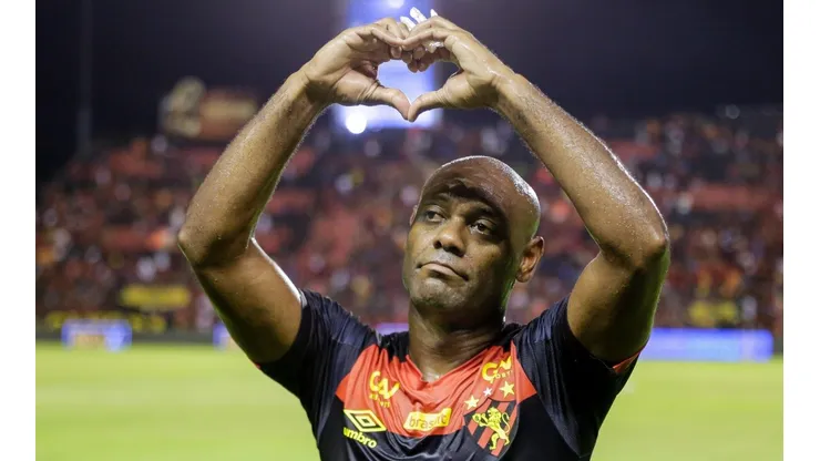 Foto: Rafael Vieira/AGIF - Vágner Love está com 38 anos.