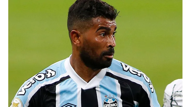 Getty Images/Silvio Avila - Thiago Santos vive instabilidade no Sul