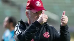 Foto: Fernando Moreno/AGIF - Mano Menezes: técnico aguarda reforços no Inter