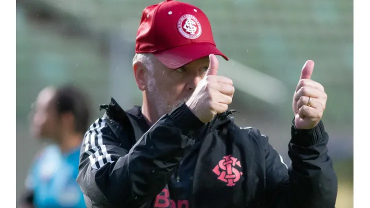 Foto: Fernando Moreno/AGIF - Mano Menezes: técnico aguarda reforços no Inter