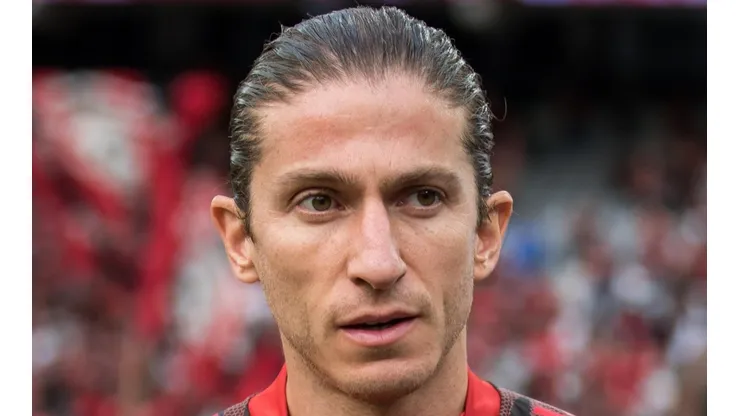 Situação de Felipe Luís no Flamengo pode ter decisão surpreendente