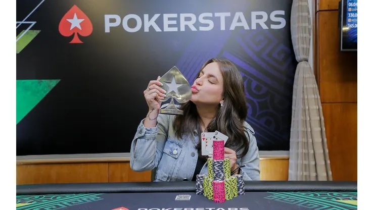 Bruna Unzueta possui bons resultados no poker (Foto: Divulgação/BSOP)